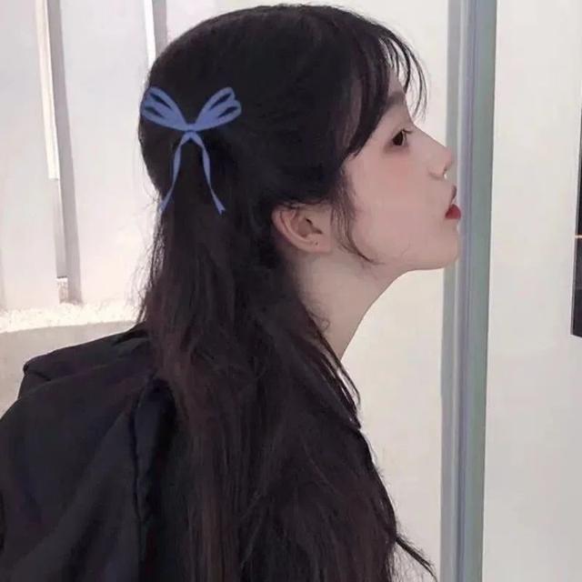 头像和背景图一套，头像与背景图一套（热门微信套图，让你最不一样）