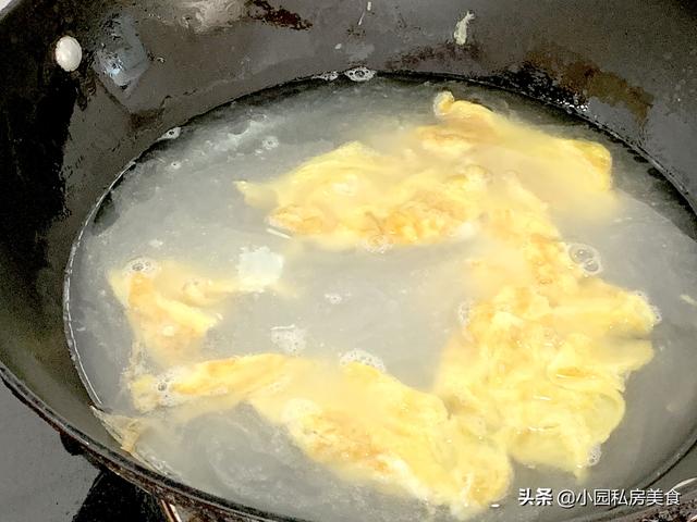 白菜腐竹滚汤怎么做，腐竹和白菜可以做汤吗（广东客家人的素食菜）