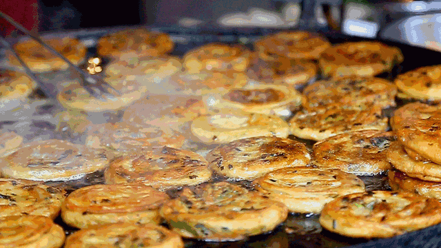 葱烧海参三种家常做法分享，葱烧海参的做法最正宗的做法（国家葱油地理：葱油）