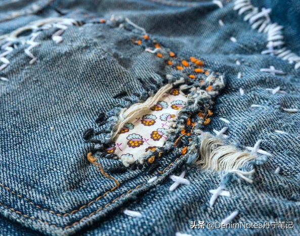 补裤子破洞的方法，怎样修补裂开的裤子缝（简单的针线活就能让破烂的牛仔裤焕然一新）