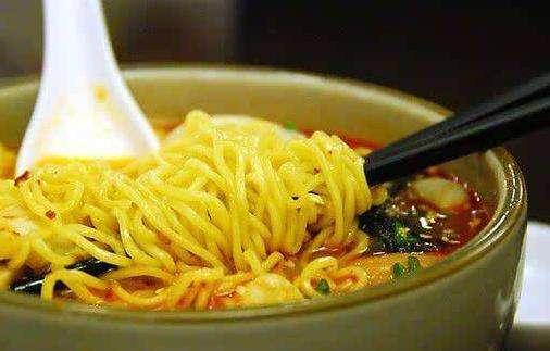 喝豆浆会胖吗，早上喝豆浆会胖吗（容易长胖的5种早餐）