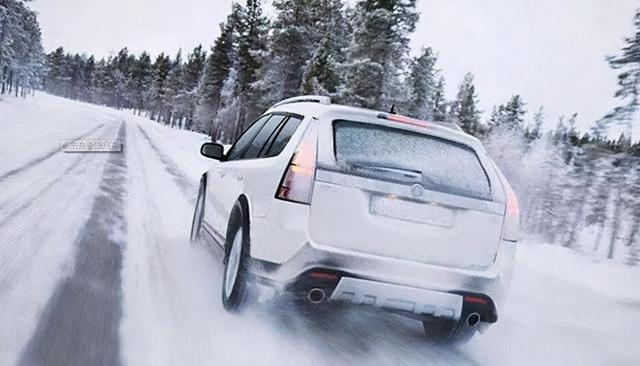 新手开车省油技巧，开车如何节省油技巧（新手开车如何更省油）