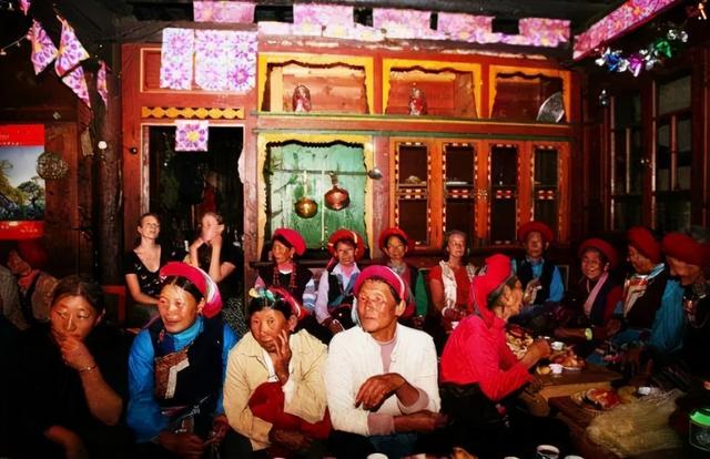 存在千年 罕见的西藏一妻多夫制探秘，存在千年人参吗（一女嫁四男是怎样的一种体验）