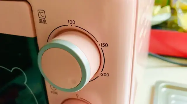 正宗芝士黄油吐司做法，半熟溏心蛋像布丁一样