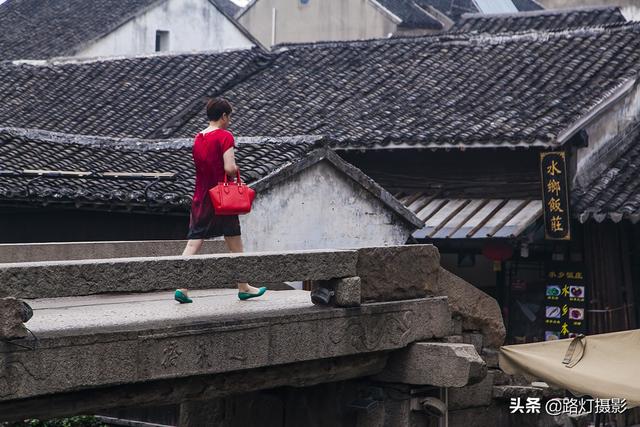 上海到周庄多少公里，上海到周庄多少公里（距离上海仅100公里）