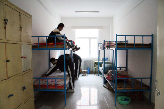 不住校的十大理由，不想住校怎么说服家长（白岩松：打死也不会让孩子住校）