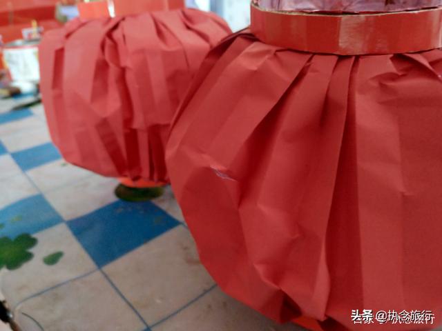 元宵节上坟送灯，元宵节为什么要送坟灯（给先人去坟里“送灯”）