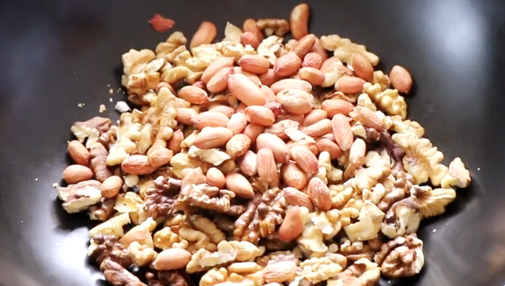 图片[2]-【黑芝麻糊】做法步骤图 营养美味 给孩子当早餐最好了-起舞食谱网