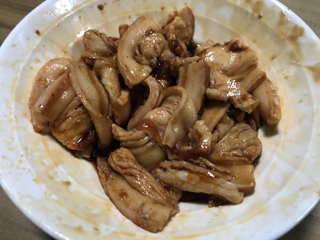 小米蒸肉怎么做，小米粉蒸肉怎么做（小米别只会熬粥了）