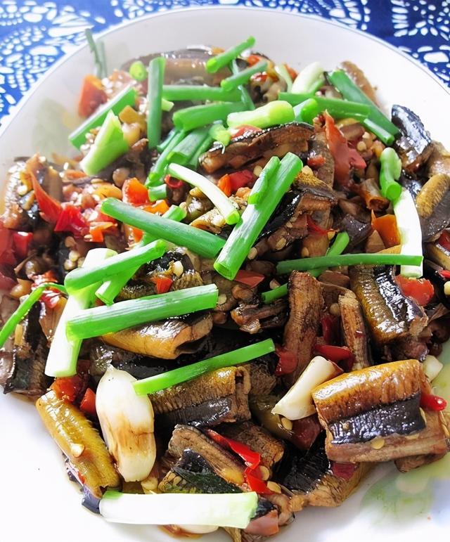 鳝鱼怎么做好吃，黄鳝怎么做菜好吃又大补（鳝鱼的10种美味做法）