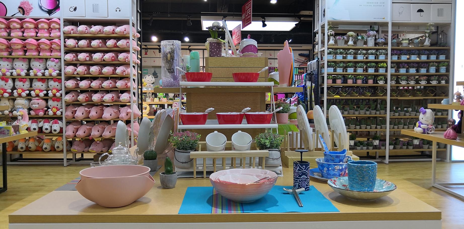 精品店卖什么(抖音店铺需要装修吗)