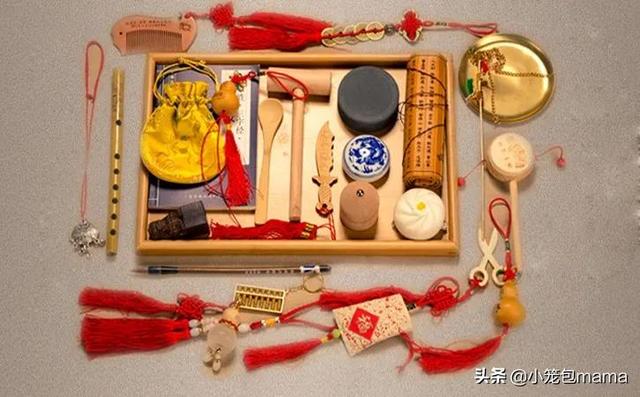 抓周是什么意思，抓周印章代表什么意思（抓周啦～宝宝10步抓周详细流程攻略～搬来即用）