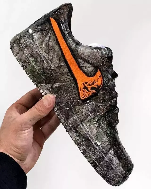 aape怎么读，aape怎么读英文（3500美金的一件卫衣）