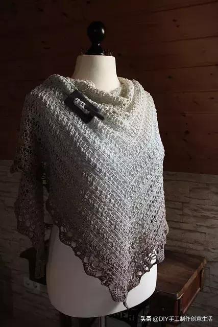 披肩的系法图解，披肩怎么系好看（在空调房使用再合适不过了）