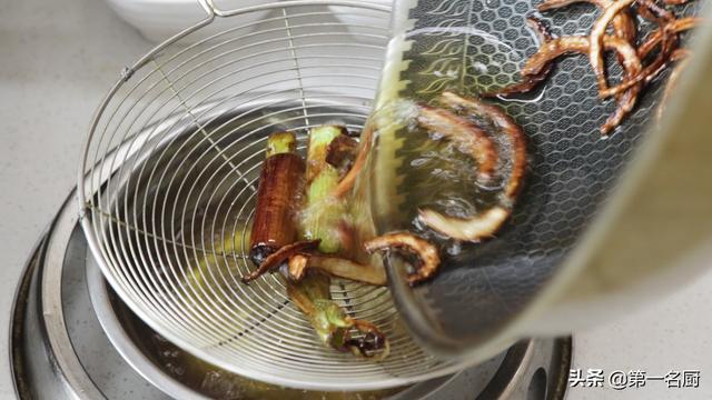 小葱炒豆腐的做法，小葱炒豆腐怎么炒（这才是“小葱拌豆腐”的家常做法）