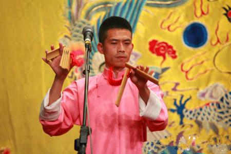 郭德纲收徒，郭德纲收徒顺序辈分（《德云社1/4世纪恩怨》）