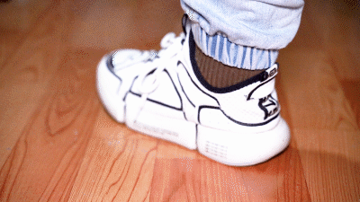 耐克运动鞋价格，耐克鞋一般多少钱（同款材质、高颜值的运动鞋）