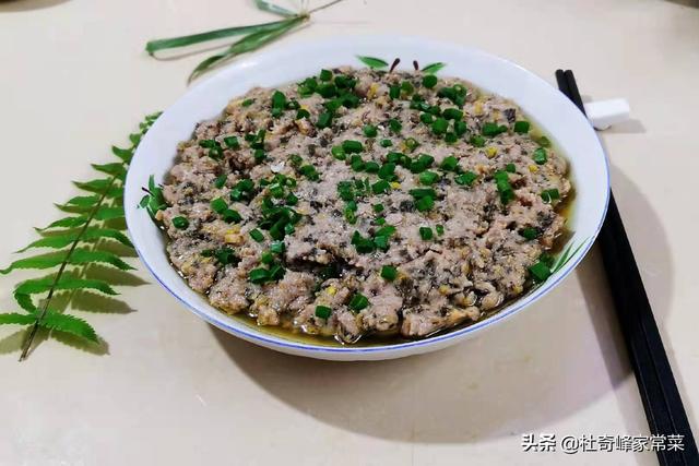 干煸头菜的制作方法，干煸头菜图片（米饭杀手之头菜蒸猪肉）