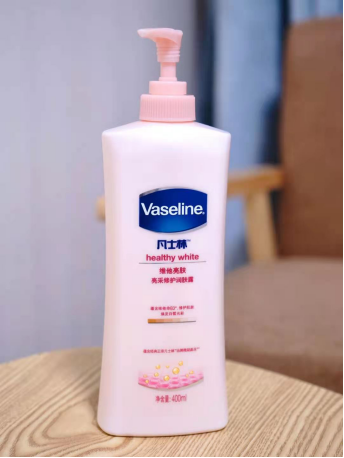 甲氧基肉桂酸乙基己酯对孕妇有什么危害，孕妇禁用的护肤品成分（不要再涂抹凡士林身体乳了）