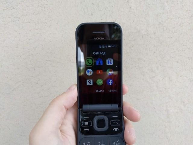 翻盖经典的回归：Nokia 2720 Flip 评测