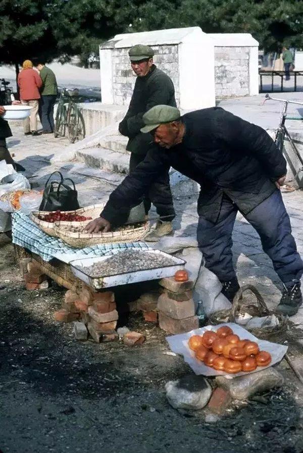 1981年属鸡人永远最旺的数字，1981年属鸡的幸运数字和颜色（时光记忆：1981年的中国）