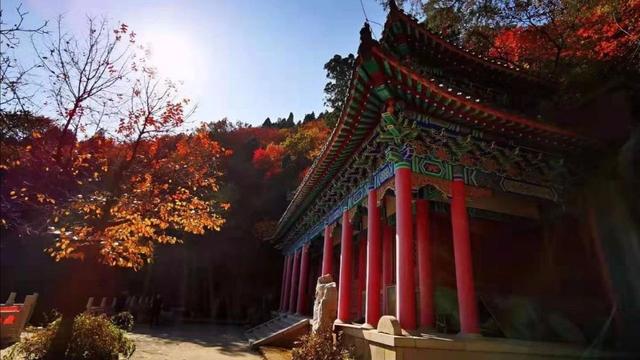 厦门青龙山溶洞，厦门秋天的白云洞