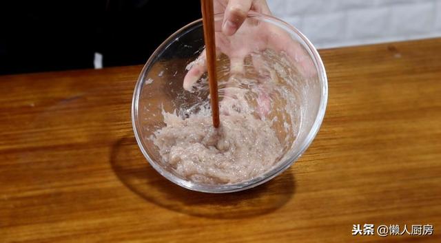 虾滑怎么吃火锅，吃火锅必点的虾滑