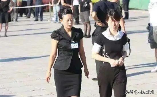 罗京去世讣告，为何墓地却出现怪相
