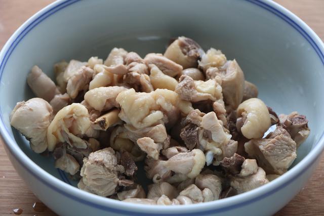 做蒸鸡腿的方法，鸡腿简单又好吃的做法