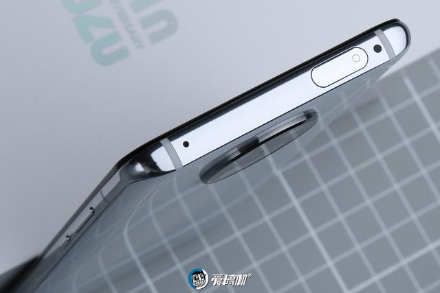 香炸了！红米Redmi K30至尊纪念版体验评测