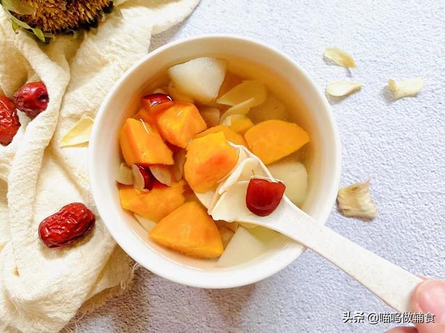 百合红枣汤的功效，红枣莲子百合汤的功效（分享一道冬季补水小甜汤）