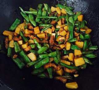 圖片[3]-【五花肉土豆豆角燜飯】做法步驟圖 營養搭配齊全 一次2大碗！-起舞食譜網