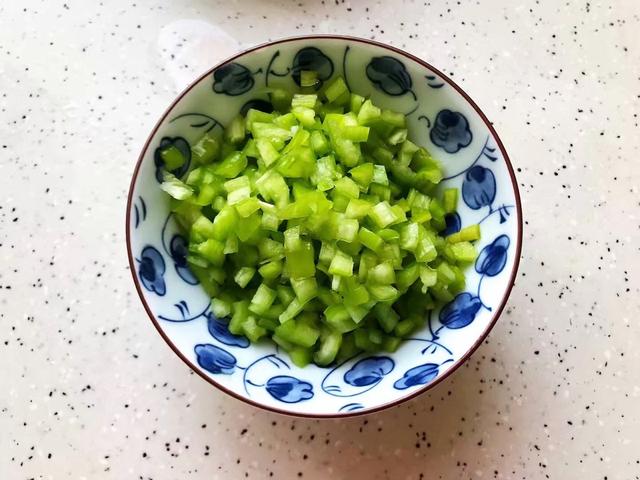 地衣怎么做好吃，新鲜地衣怎么做好吃（别小看路边的这个野菜）