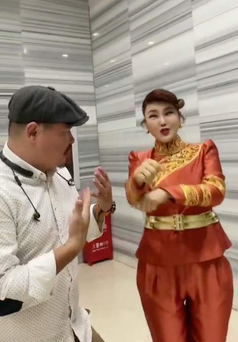 《套马杆》原唱揭心酸往事，早年在夜总会唱歌，现仍在农村跑商演