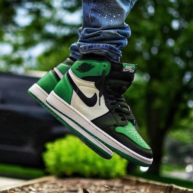 aj1蒂芙尼绿好看吗,哪有aj1 芙蒂尼绿(aj1的调色盘还有多少油料)