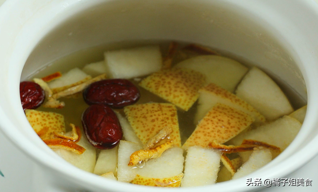 图片[5]-【陈皮莲子雪梨汤】做法步骤图 止咳化痰效果佳 孩子爱喝-起舞食谱网