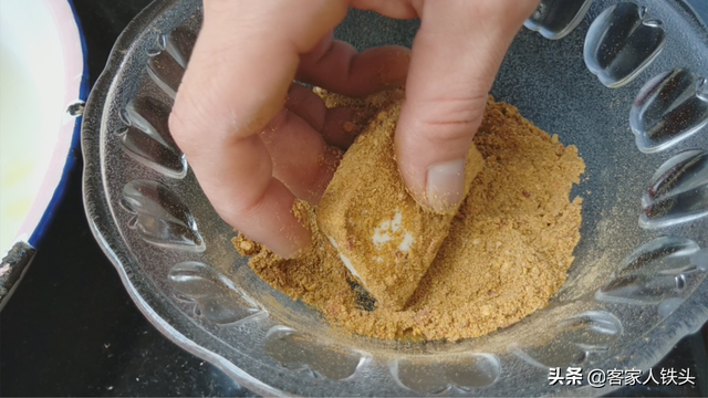 家常麻辣豆腐怎么做，家常麻辣豆腐怎么做好吃（试试一道家常香辣豆腐做法）