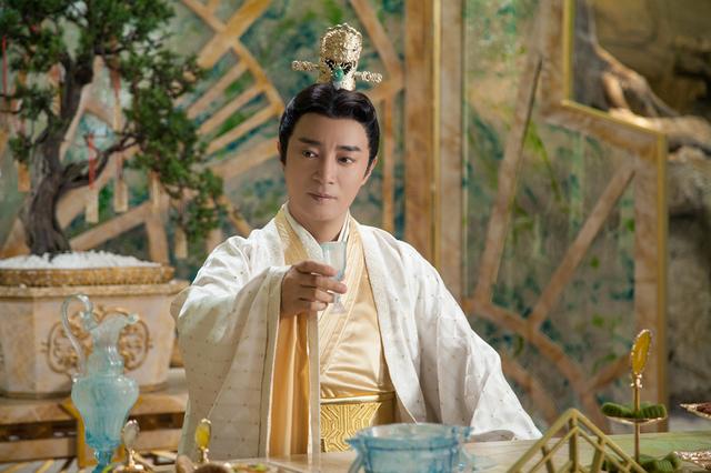 少年包青天何中华演过谁，从一代大侠到“渣爹专业户”