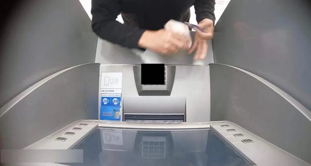 “飞人”刘翔有着怎样的辉煌成就，飞人牌封口机（“披荆斩棘的小哥哥”设下的圈套）