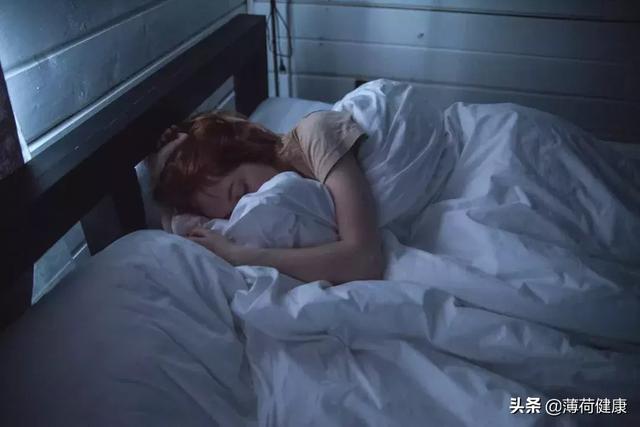 快速助眠方法，快速入睡黑科技：这8个小技巧
