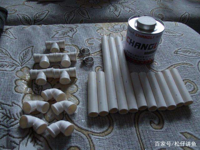 陶瓷鱼缸怎样做过滤，陶瓷鱼缸怎样做过滤器（鱼缸滴流过滤DIY全过程）