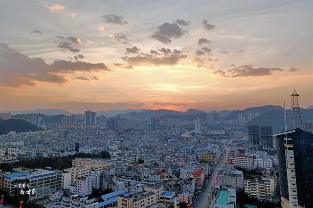 黔西南是哪个地区，黔西南属于哪（养老还是来贵州兴义吧）