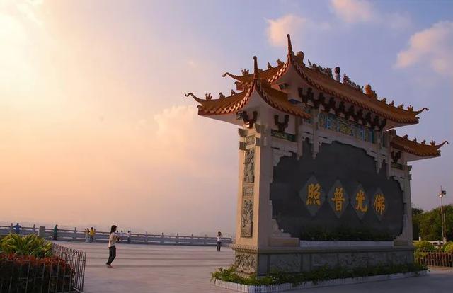 深圳坪山有什么寺庙，深圳坪山哪里有寺庙（我找了深圳10座山和你爬）