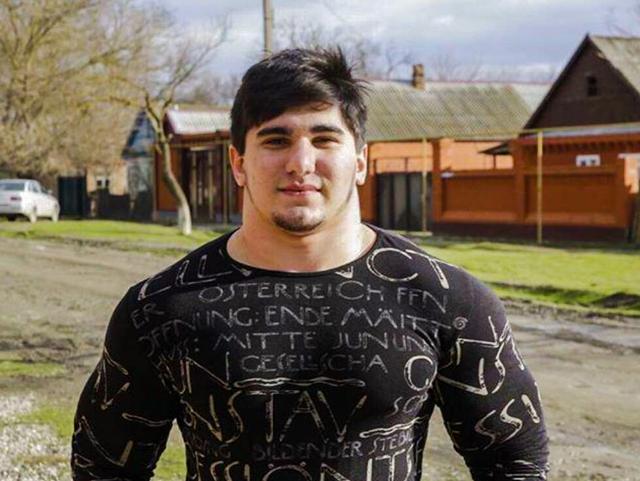 斜方肌的功能和作用，为什么要练斜方肌（健身必练斜方肌的3个原因）