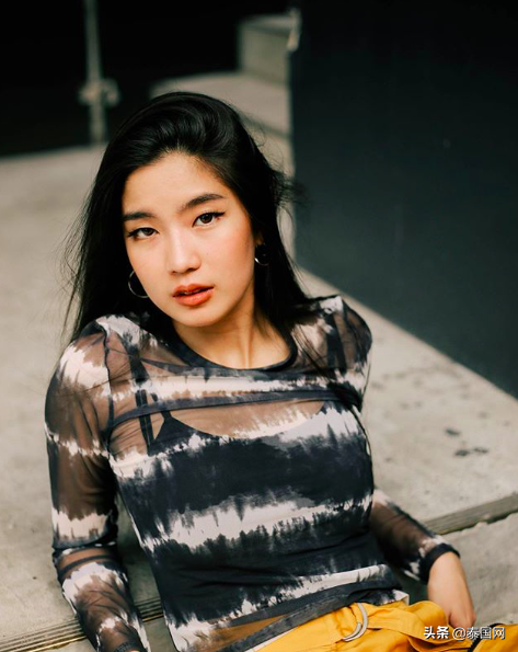 泰国明星用什么社交软件，泰国明星用什么社交软件看电影（7月涨粉最多的泰星排名出炉）