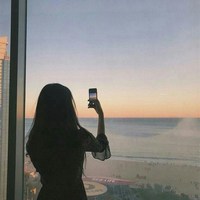 如何打响指，如何打响指的教程（如何让你的前男友疯狂地想念你）