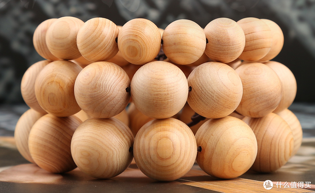 乌木手串怎么辨别真假，乌木手串真假鉴别（万物皆可盘：万字长文）