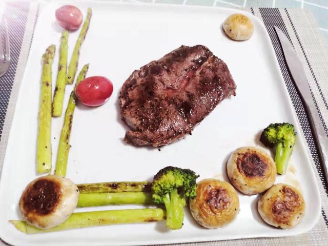 黄色的蘑菇叫什么，黄菌菇图片大全（盘点七种常见食用菌菇）