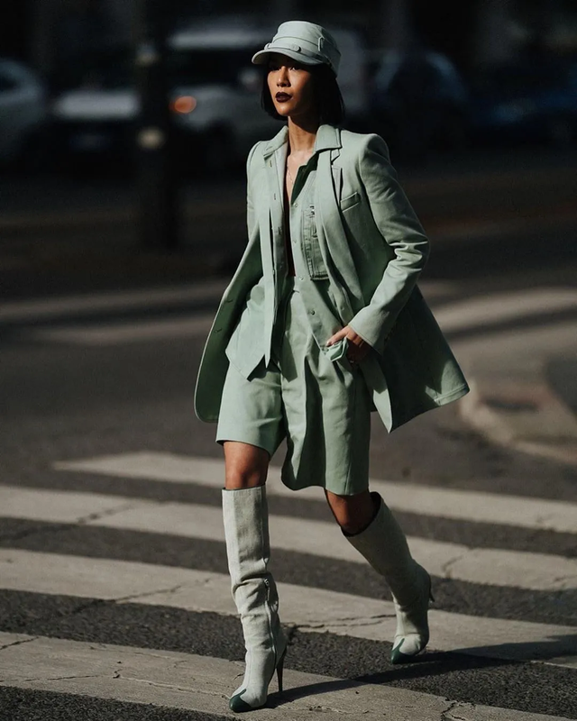 腿粗穿什么短裤，腿粗应该穿什么样的短裤（显瘦竟靠一条“大短裤”）