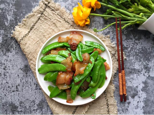 小腊肉制作方法，小腊肉制作方法和配方视频（有特色风味的腊肉这样做）